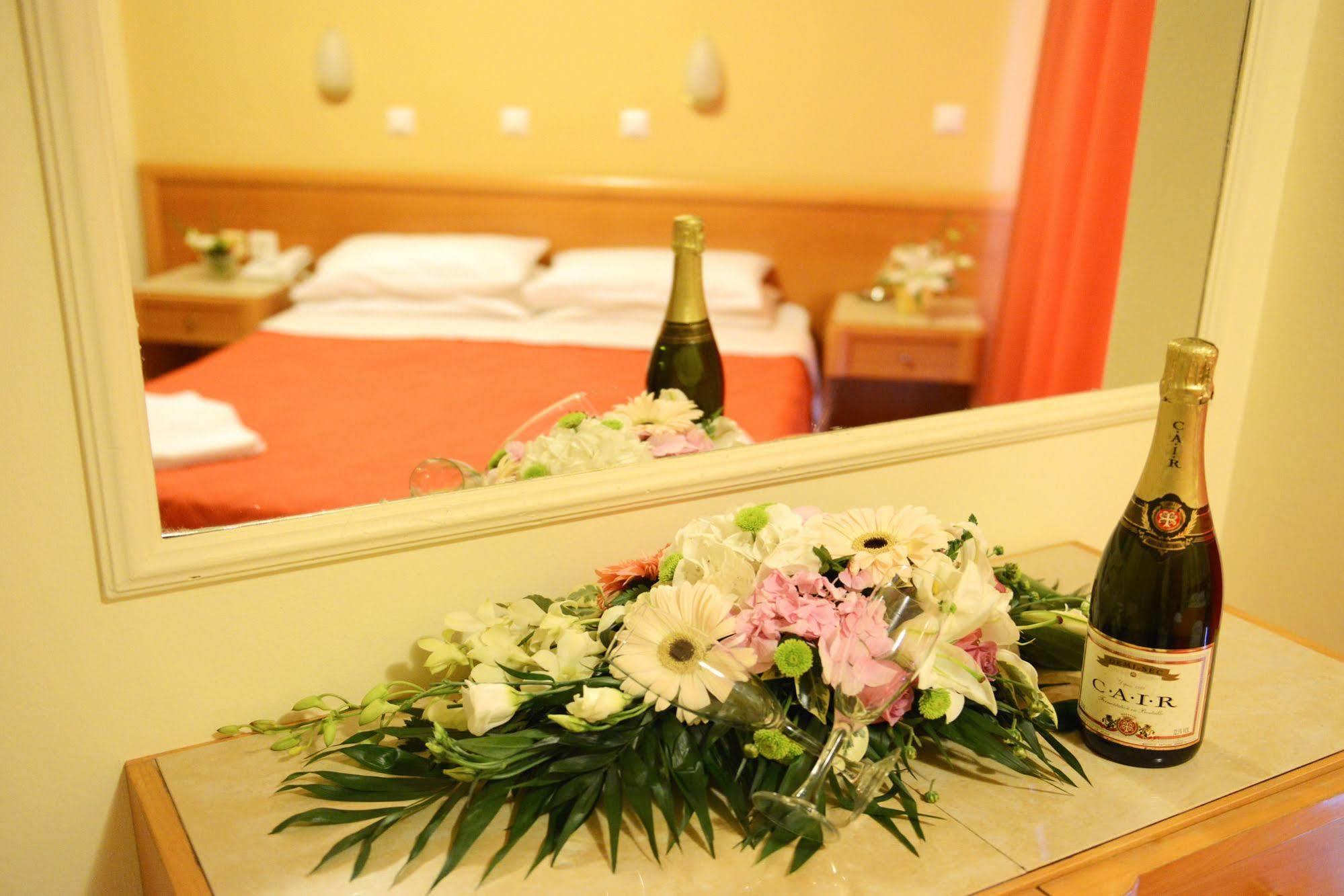 Marine Congo Hotel 2*